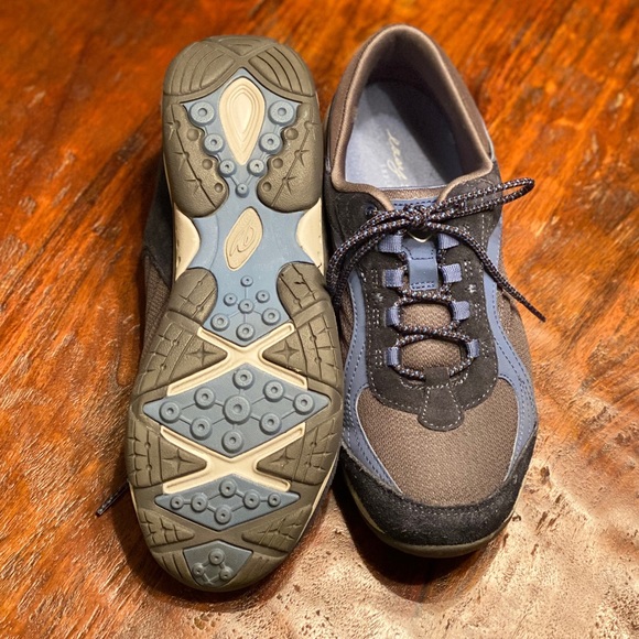 eliesse walking shoes